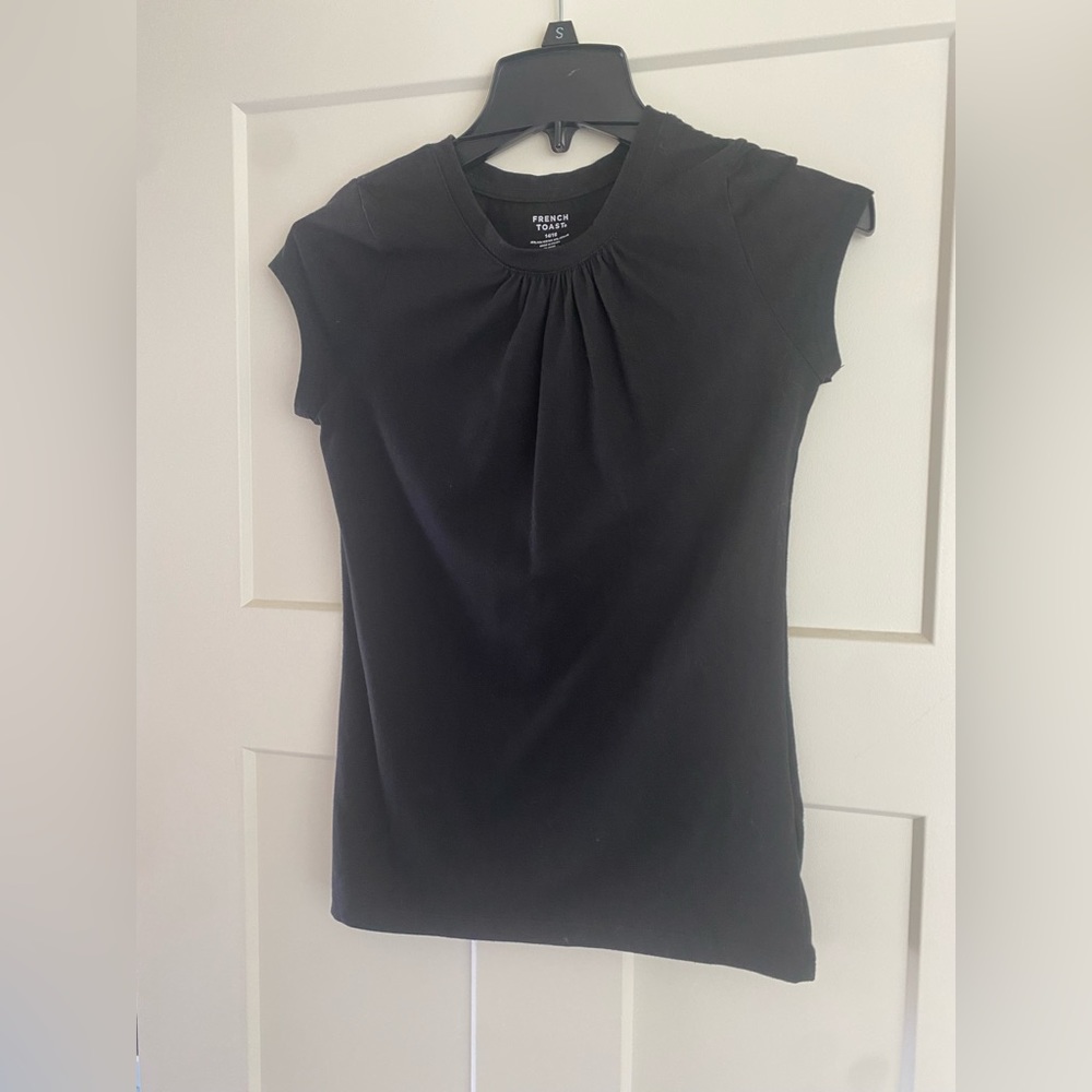 French Toast black pinch front tee